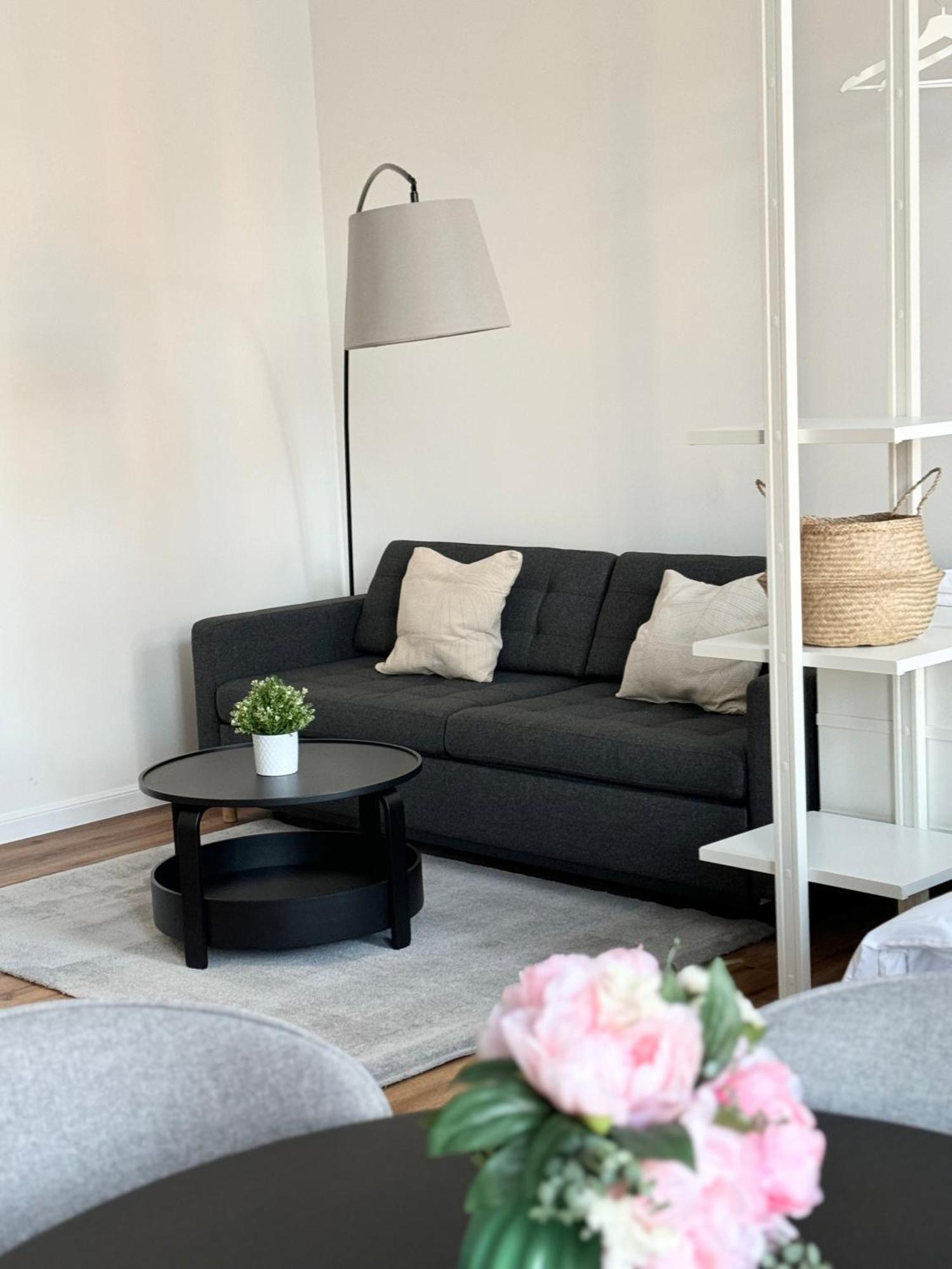 Apartment Mystical 2-bed In Heart Of *