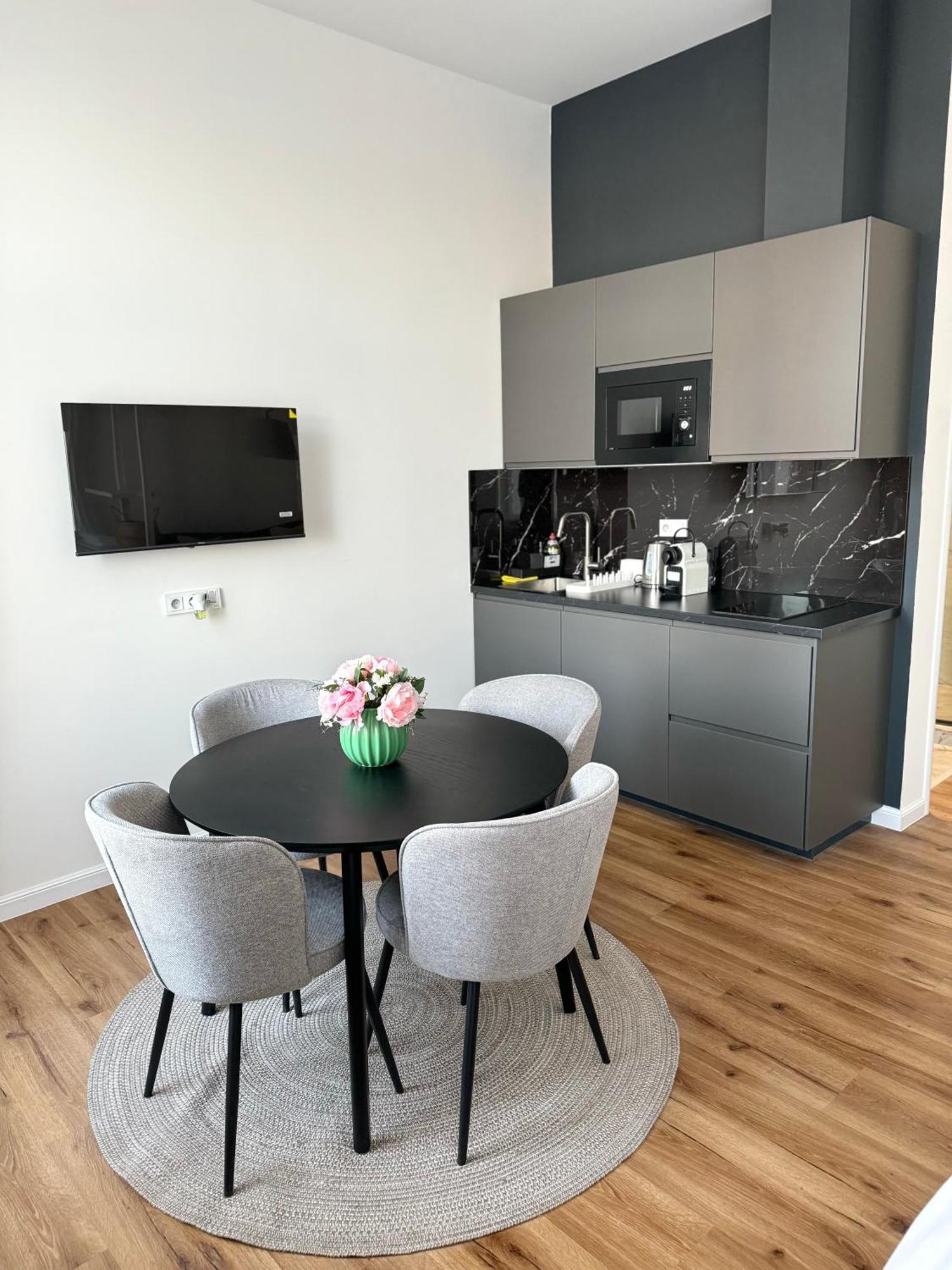 Mystical 2-bed In Heart Of Prague